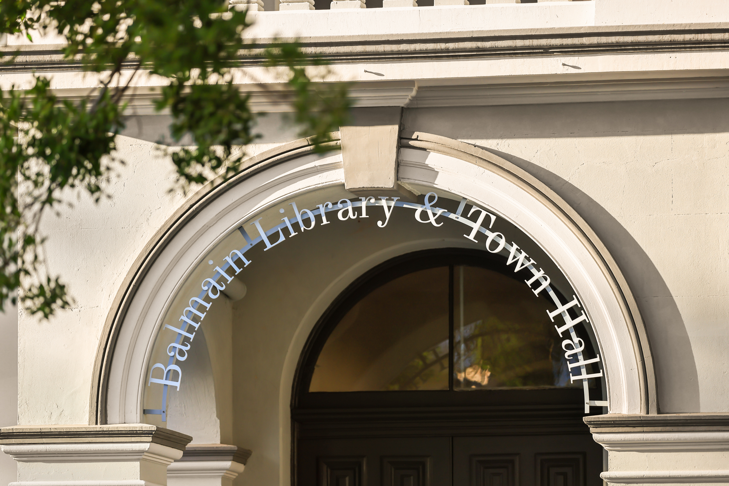 Balmain TH Photo 1