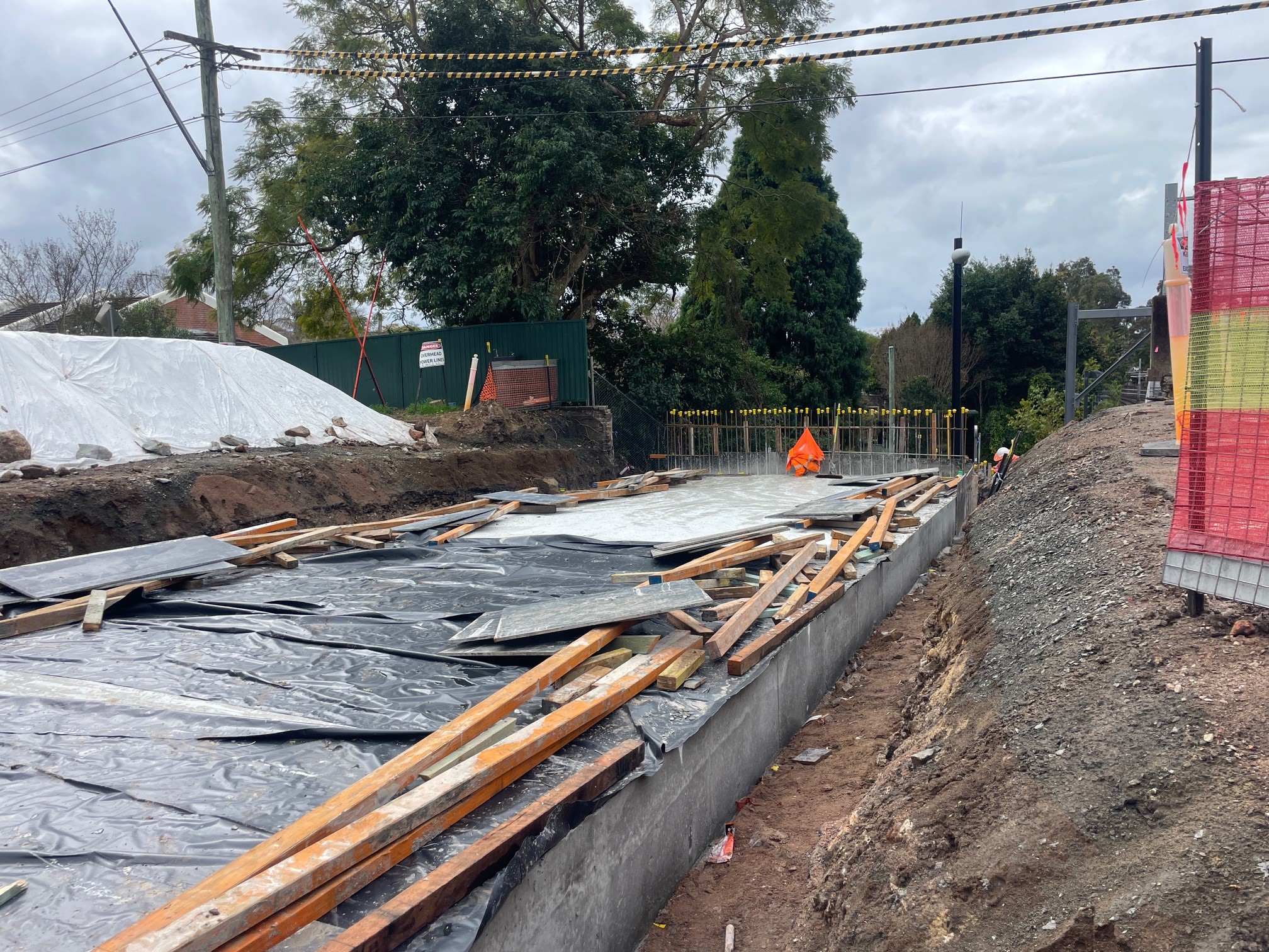 Davis St concrete pour complete 2